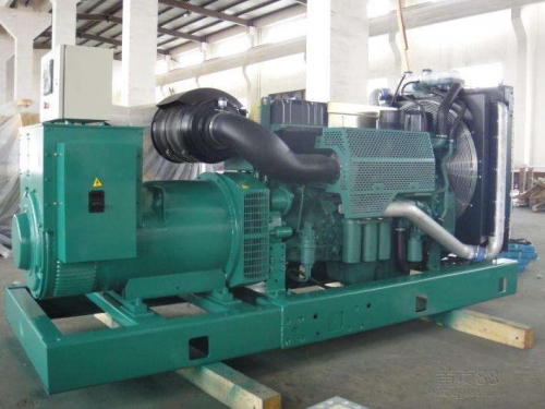 龙门便携静音：租赁无声发电机组，便携式解决能源需求